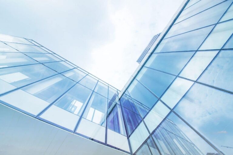 Benefícios do vidro autolimpante