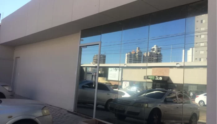 01-Durabil-Vidros-Contabilidade-Paula-e-Coelho-Paineis-em-Vidro-Temperado-scaled