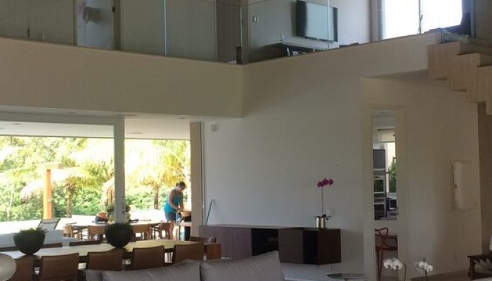 3E5753EC-1F10-4930-B8DB-ED4B4F8CF0F8