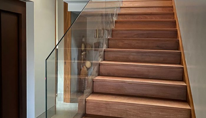 ee6fb41a-e7cf-453a-bb10-7e80a0a3a33d